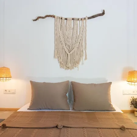 Cunda Ilios Hotel *
