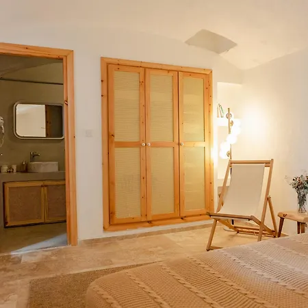 Cunda Ilios Hotel *