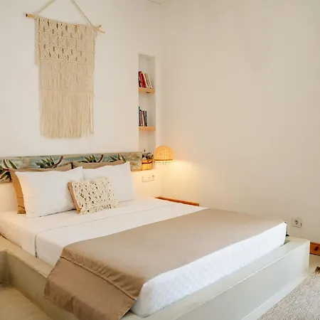 Cunda Ilios Otel *