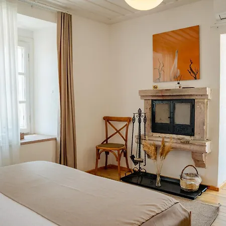Otel Cunda Ilios *